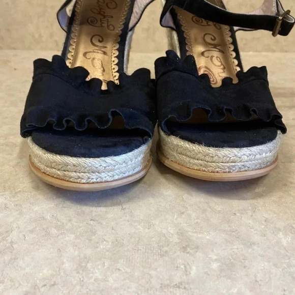 Sam Edelman Black Wedge Sandals - Picture 3 of 13